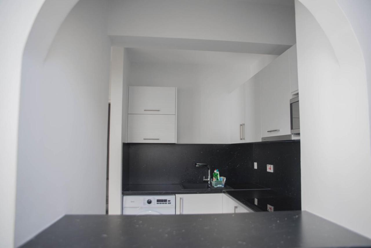 One Bedroom Apartment In Paphos In Good Location 외부 사진