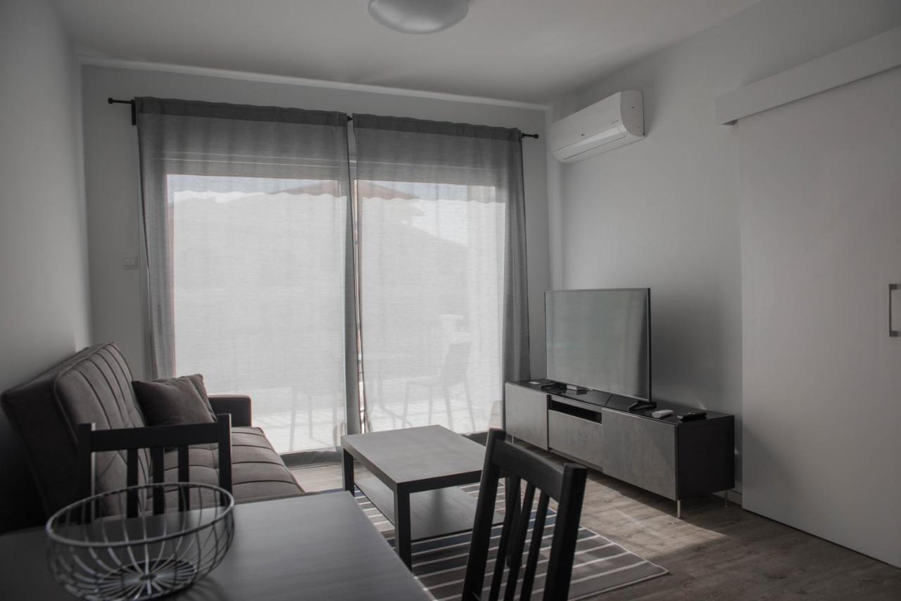 One Bedroom Apartment In Paphos In Good Location 외부 사진