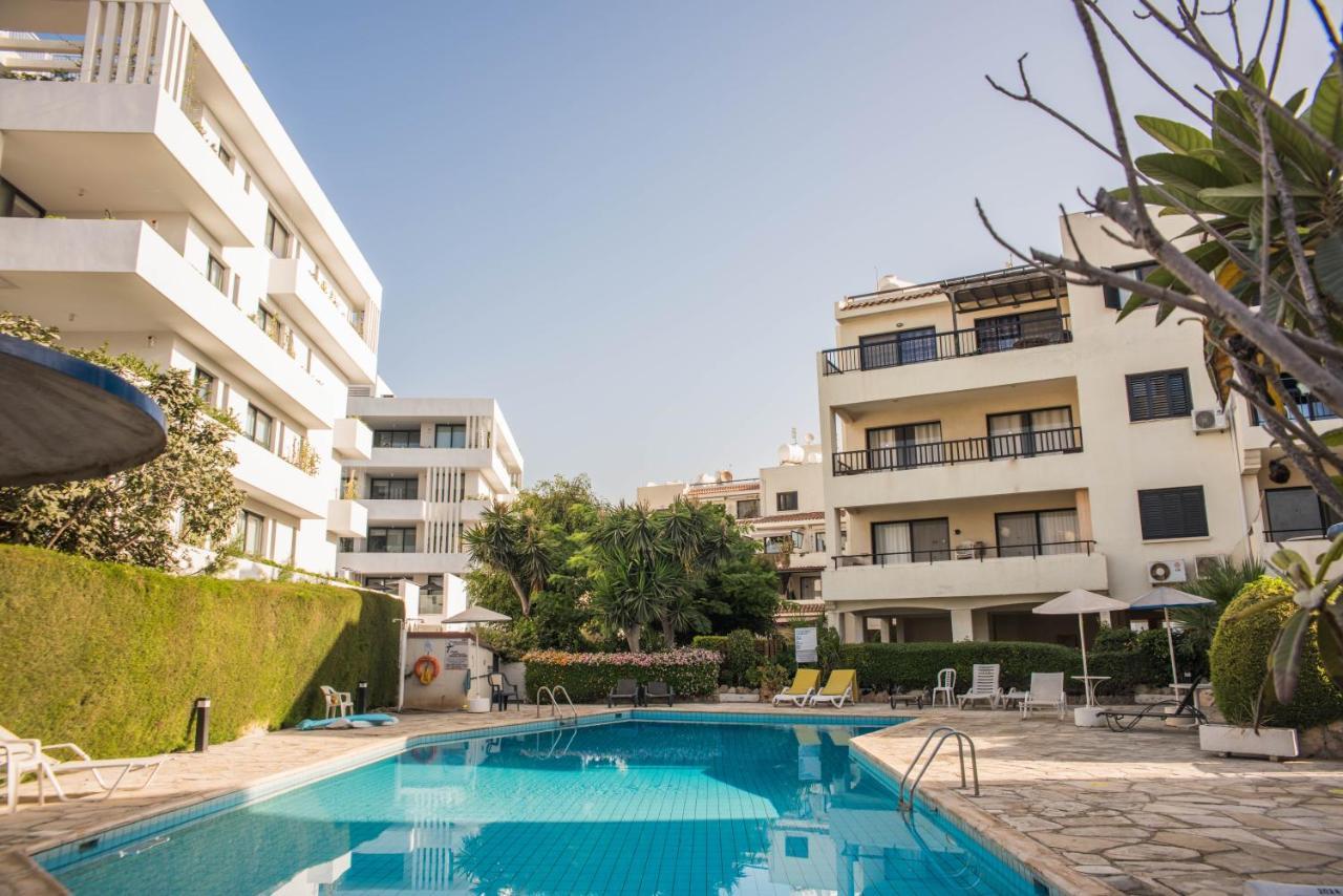 One Bedroom Apartment In Paphos In Good Location 외부 사진