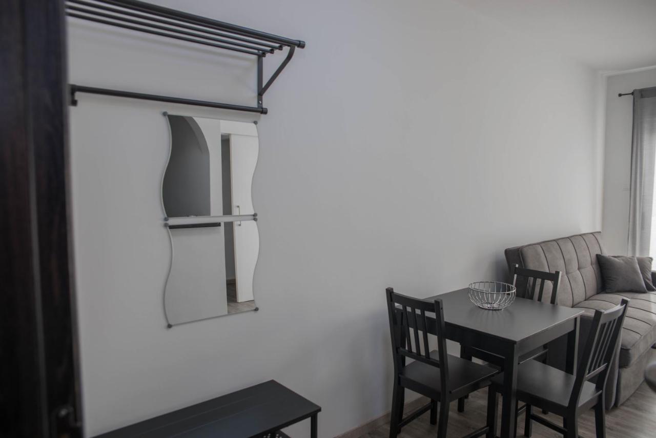 One Bedroom Apartment In Paphos In Good Location 외부 사진