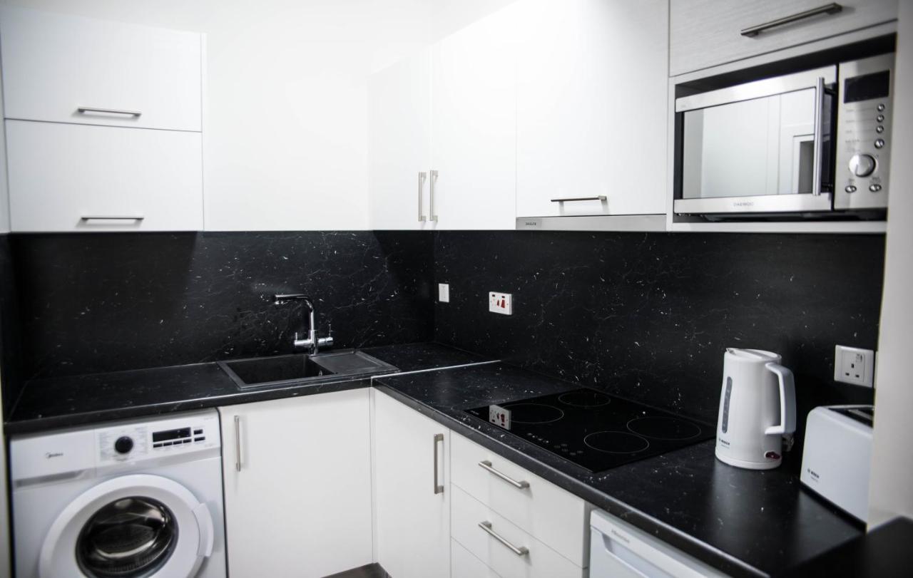 One Bedroom Apartment In Paphos In Good Location 외부 사진